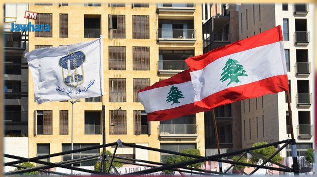 انفجار قنبلة في حديقة منزل وزير لبناني