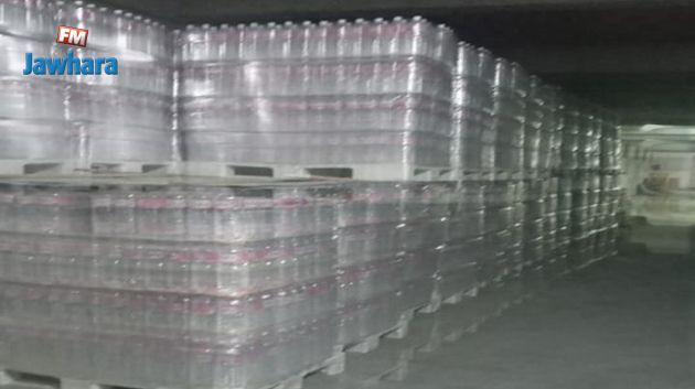 حجز 16 ألف قارورة ماء معدني بمخزن عشوائي بالعوينة 