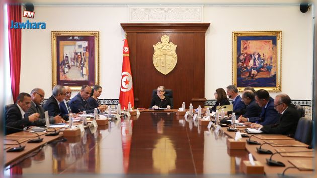 رئيسة الحكومة تشرف على جلسة عمل حول المجال البيئي