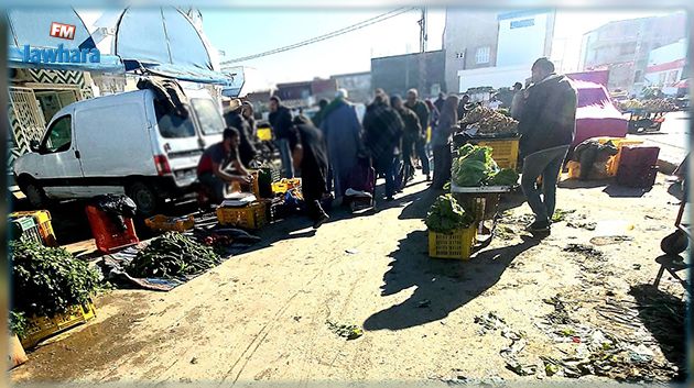 سليانة: وقفة احتجاجيّة لعدد من الباعة المنتصبين 