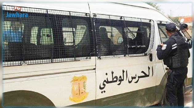 تنشط بين قبلي وتوزر: الإطاحة بشبكة 