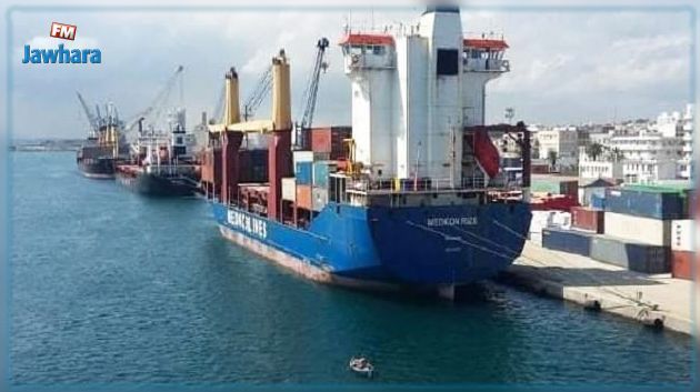 ميناء بنزرت: وصول باخرة محملة بـ 27 الفا و300 طن من السكر الخام من البرازيل