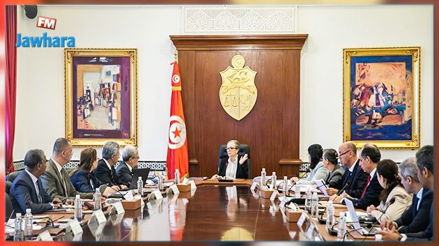 رئيسة الحكومة تشرف على مجلس وزاري خصص للمصادقة على مجموعة من المشاريع المتعلقة بالأعمال