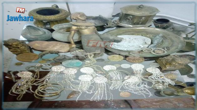 المهدية: العثور على تحف و أواني أثرية في منزل مهجور (صور)‎‎