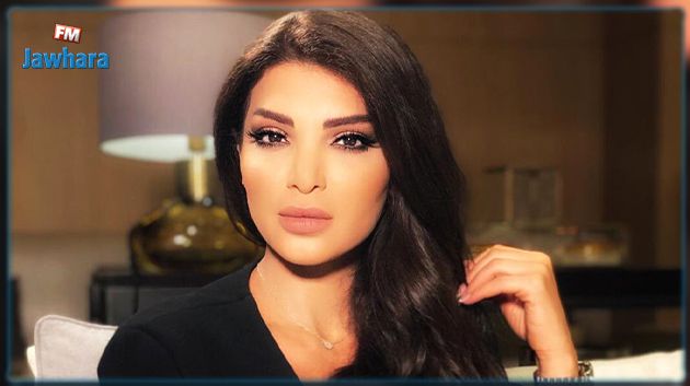 الفنانة اللّبنانيّة دينا حايك تُعلن إصابتها بسرطان الثدي