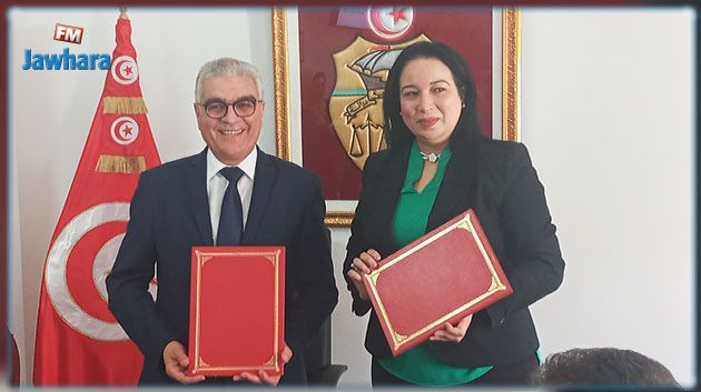 توقيع اتفاقية شراكة بين وزارة المرأة ووزارة التريية للتّصدي لظاهرة الانقطاع المدرسي