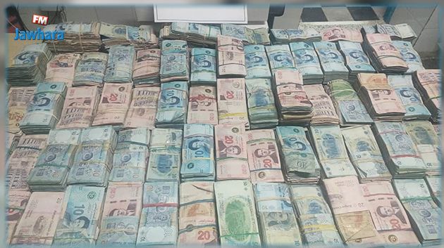 قليبية : حجز مبلغ مالي هام على متن شاحنة