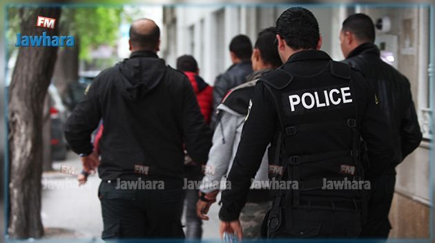 القصرين: القبض على 11 شخصا كانوا بصدد الاعداد للقيام بأعمال شغب