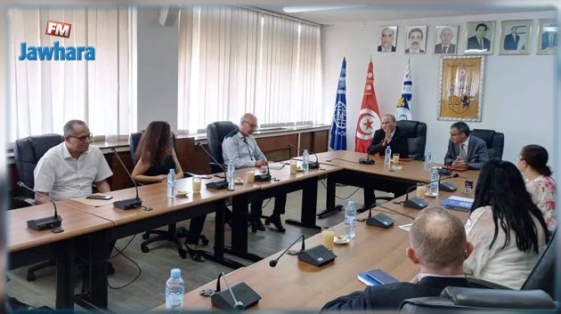 المنظمة الدولية للهجرة تمنح ديوان التونسيين بالخارج معدات إعلامية 