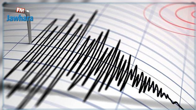 أسقط مئذنة مسجد.. زلزال يضرب غرب تركيا ويُثير حالة من الذّعر