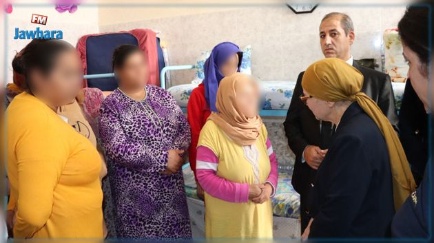 وزيرة العدل تؤدي زيارة فجئية للسجن المدني بقفصة