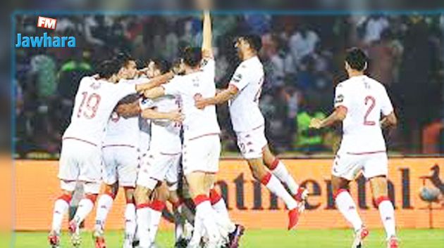 3 وزراء كانوا في توديع عناصر المنتخب الوطني