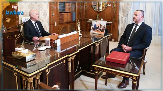 إنجاز مستشفيي القيروان وقابس وتوفير الأدوية أبرز محاور لقاء سعيد بوزير الصحة