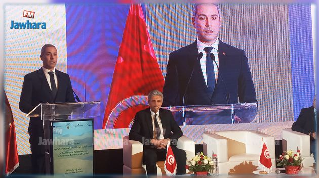 وزير السياحة يؤكد ضرورة توفير ربط جوي لمطار توزر نفطة