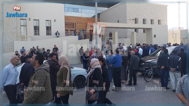 محكمة سوسة2 : حالة من الفوضى وتبادل للعنف قبيل الاستماع لراشد الغنوشي