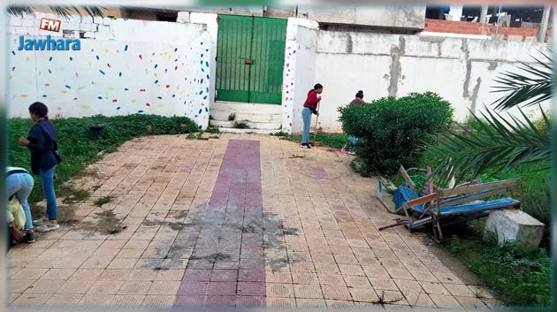 تعطّل الدروس بمدرسة إعدادية بسبب تراكم الأوساخ