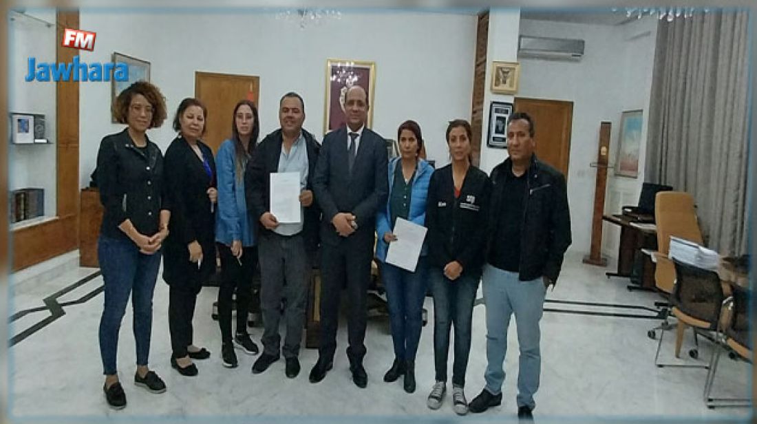 اتفاق بين نقابة الصحفيين وجامعة الإعلام مع وزير الشؤون الاجتماعية حول ملف الإعلام اتفاق بين نقابة الصحفيين وجامعة الإعلام مع وزير الشؤون الاجتماعية حول ملف الإعلام
