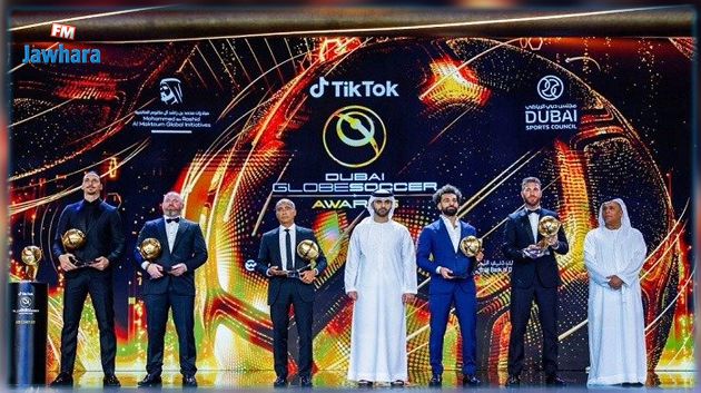 غلوب سوكر 2022 : كريم بنزيما يتوج بجائزة الأفضل