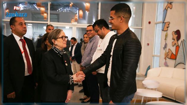 يستفيد منه حوالي ألف شاب سنويا:  بودن تؤدي زيارة لمركز 