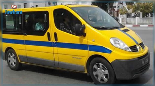 سائق تاكسي جماعي يتعرّض للطعن أثناء دفاعه عن فتاة استنجدت به بالسيارة