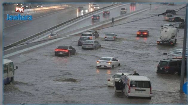 السعودية: وفاة شخصيْن بسبب الأمطار الغزيرة