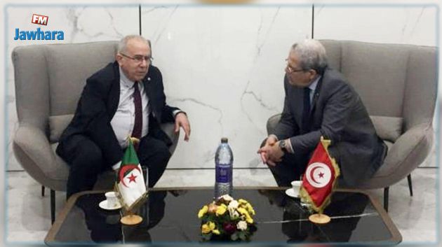 وزير الخارجية الجزائري يصل إلى تونس في زيارة عمل
