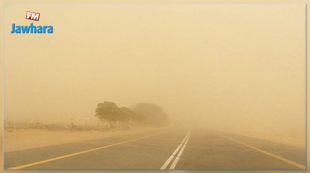 تطاوين.. رياح رملية عاتية تغطي الولاية والفلاحون يأملون في نزول الغيث بعد جفاف