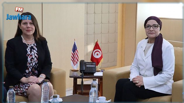 تنفيذ مشاريع التعاون بين تونس وأمريكا محور لقاء وزيرة العدل والقائمة بالأعمال بالسفارة الأمريكية