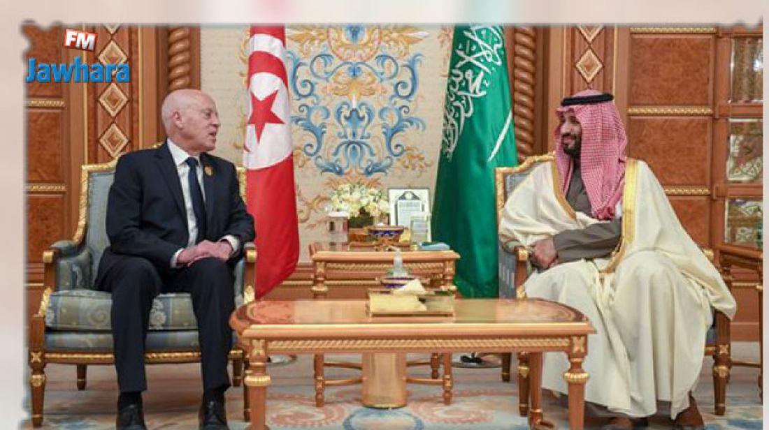 رئيس الجمهورية يجري محادثة مع ولي العهد السعودي رئيس الجمهورية يجري محادثة مع ولي العهد السعودي