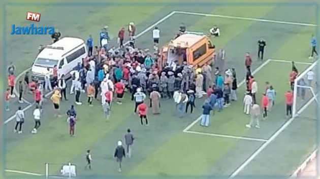 مصر: وفاة لاعب كرة قدم أثناء المقابلة (فيديو)
