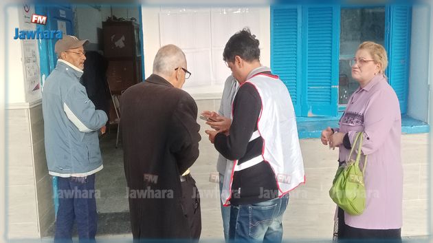 الانتخابات التشريعية: الناخبون يتوافدون على مراكز الاقتراع