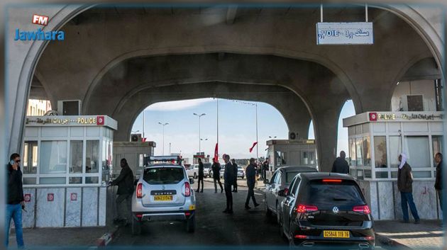 معبر حزوة: دخول حوالي 21 ألف سائح جزائري منذ مطلع الشهر الحالي