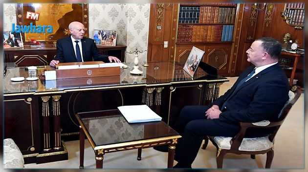 سعيّد: شركة دعاية يشرف عليها أجنبي تروّج أخبارا زائفة تتعلق بنقص أدوية 