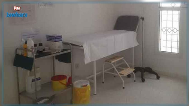 اسمها تونس.. موظّف بمستوصف بسوسة يرفض السّماح لمواطنة بالعلاج لأنها من قبلي
