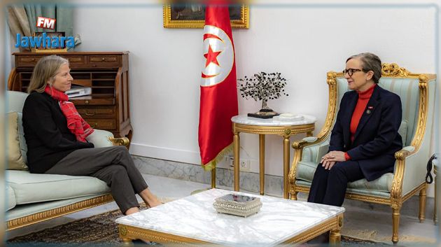 بودن تتحادث مع سفيرة كندا الجديدة بتونس