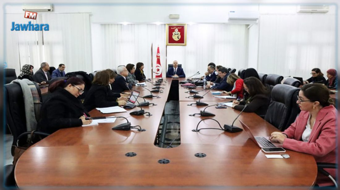 وزير الصحّة يؤكد ضرورة اليقظة والمتابعة المخبريّة لرصد متغيّرات كوفيد-19 وزير الصحّة يؤكد ضرورة اليقظة والمتابعة المخبريّة لرصد متغيّرات كوفيد-19