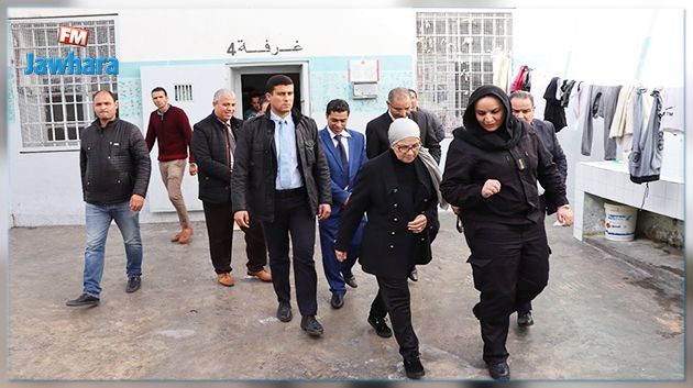 وزيرة العدل تزور السجن المدني بالرابطة وتعاين ظروف ايداع المساجين 