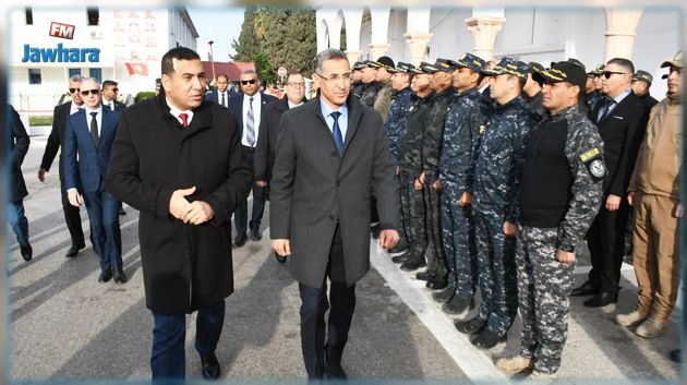 خلال زيارته لعدد من الهياكل التابعة لقوات الأمن  : وزير الدّاخليّة يوصي بتطبيق القانون على الجميع دون استثناء 
