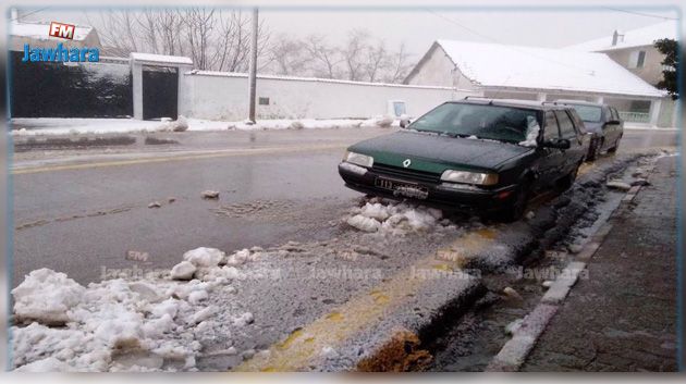 جندوبة: ارتفاع لافت في نسق تساقط الثلوج وصعوبات في استعمال الطرقات