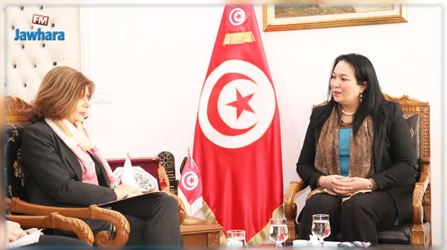 بعد تدخل سفيرة بولندا بتونس: العثور على طفل الثلاث سنوات وتسليمه لوالدته البولونية