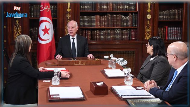 سعيّد يلتقي رئيسة الحكومة ووزيرة المالية ومحافظ البنك المركزي