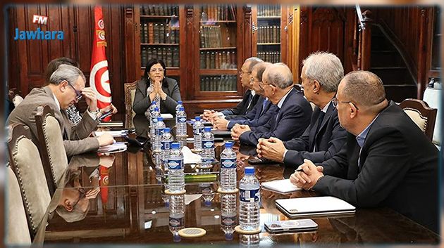 الأحكام الجبائيّة الواردة بقانون المالية 2023 محور لقاء نمصيّة بعدد من أعضاء منظمة الأعراف