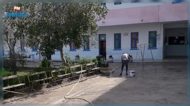 ثابر وكابد واجتهد.. فكان مصيره الإيقاف عن العمل (فيديو)