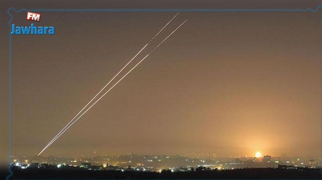 صواريخ من غزة والاحتلال يرد بضربات على القطاع