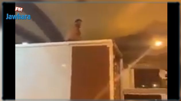 فيديو مسافر بميناء حلق الوادي في وضع مخلّ بالحياء: الديوانة تُوضّح (صور)