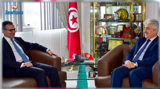 وزير الدفاع يثمّن 'تفاعل إيطاليا مع مشاغل تونس واستعدادها لتعزيز التعاون بين الجانبيْن'