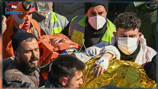 معجزة الـ10 أيام.. إنقاذ فتاة الـ17 عامًا من تحت الأنقاض في تركيا