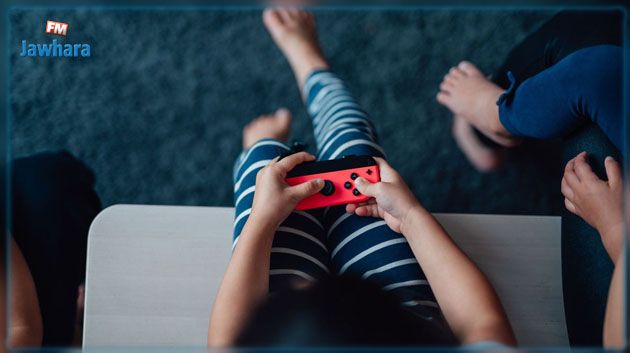 محاولة تلميذتين الإعتداء على نفسيهما بسبب لعبة إلكترونيّة : وزارة المرأة تحذّر