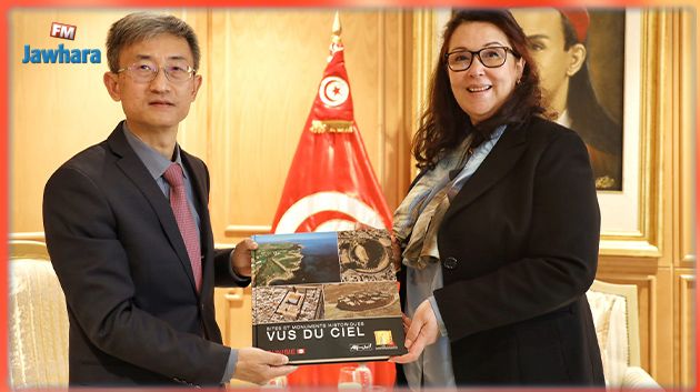 دعم العمل المشترك في المجال الثقافي محور جلسة بين القرمازي وسفير الصين بتونس