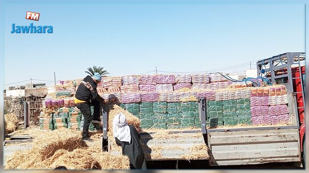 بنقردان.. حجز 3 أطنان من المواد الغذائية كانت مخفية بشاحنة لنقل 